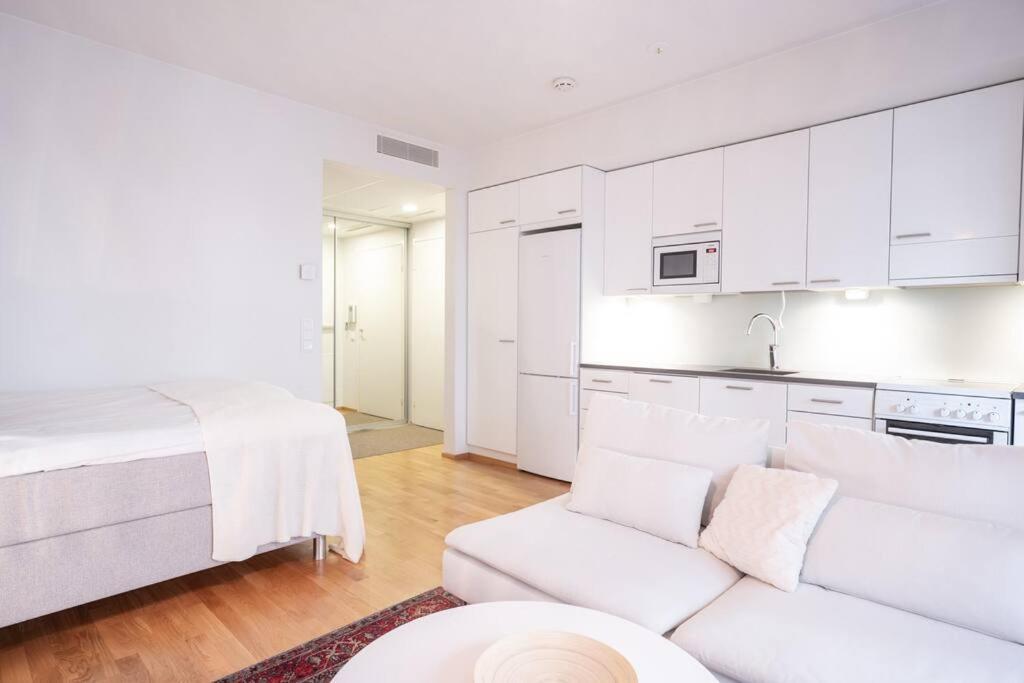 Wonderful Studio Apartment ตูร์กู ภายนอก รูปภาพ